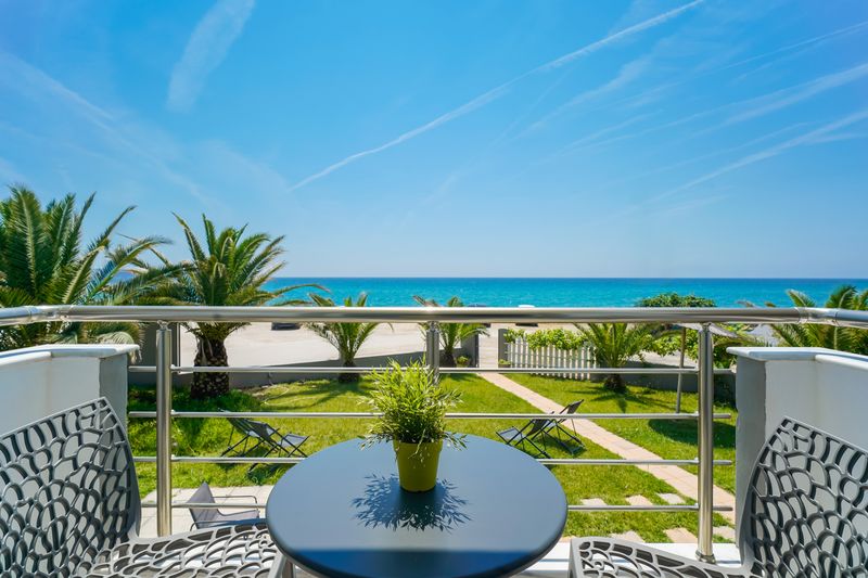 Double studio first floor balcony with sea view