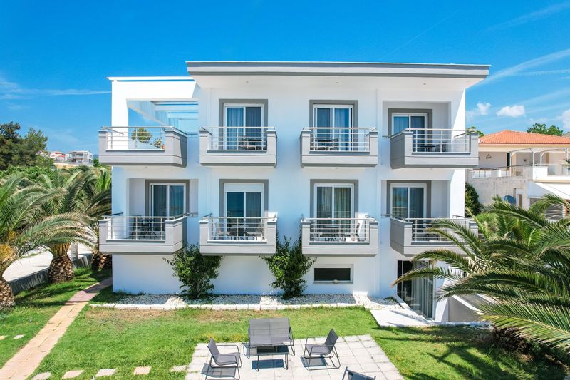 The facade with sea view balconies